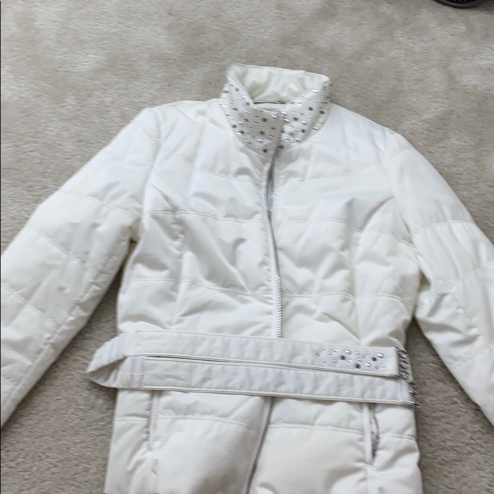 White jacket from White House black market